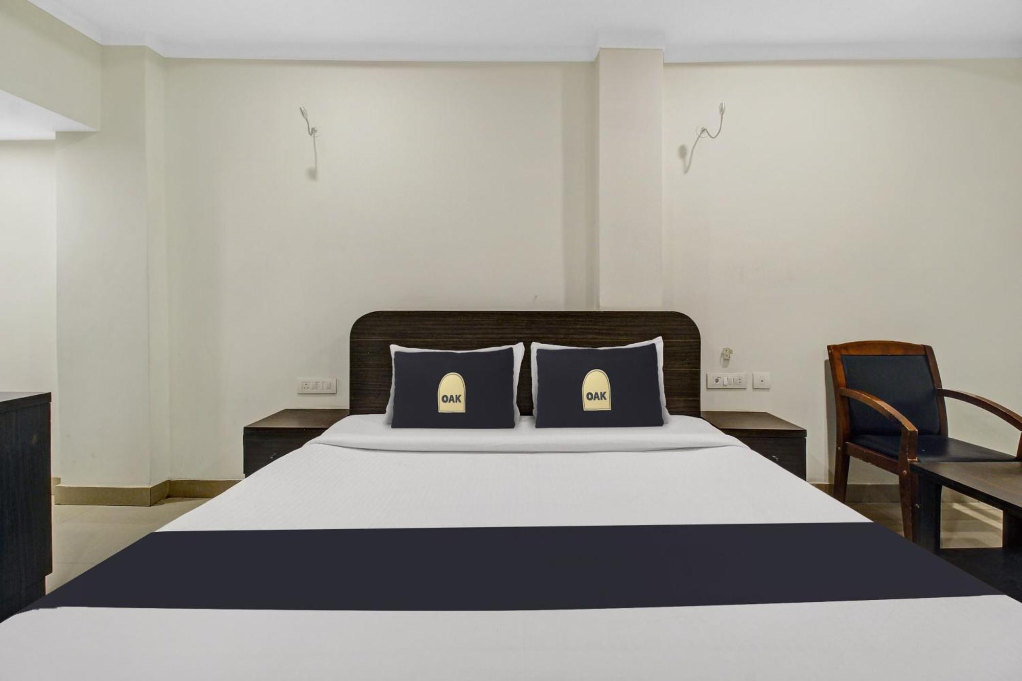 Super Townhouse Oak Lb Nagar Ramoji Hotel Haidarábád Kültér fotó