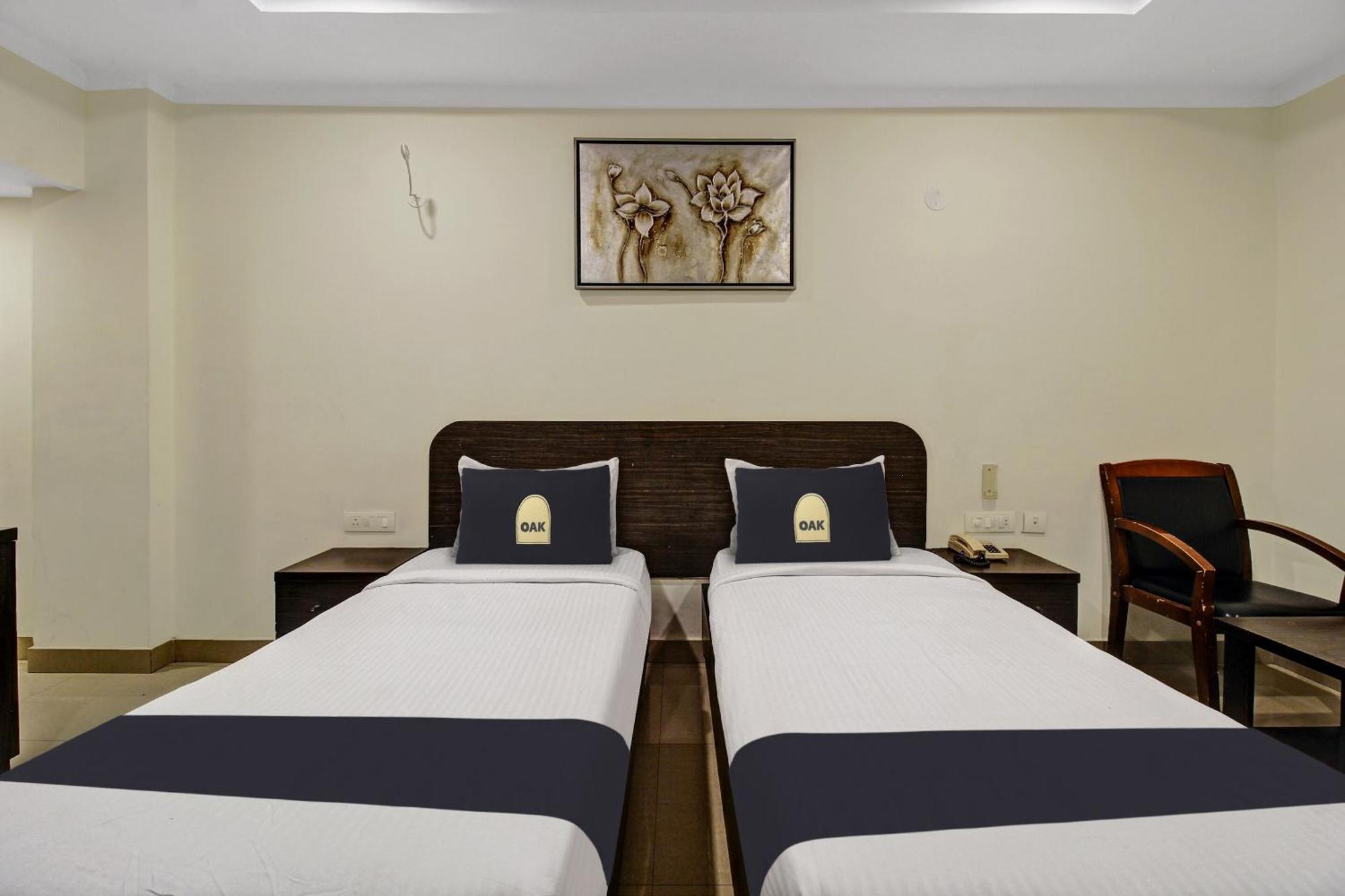Super Townhouse Oak Lb Nagar Ramoji Hotel Haidarábád Kültér fotó