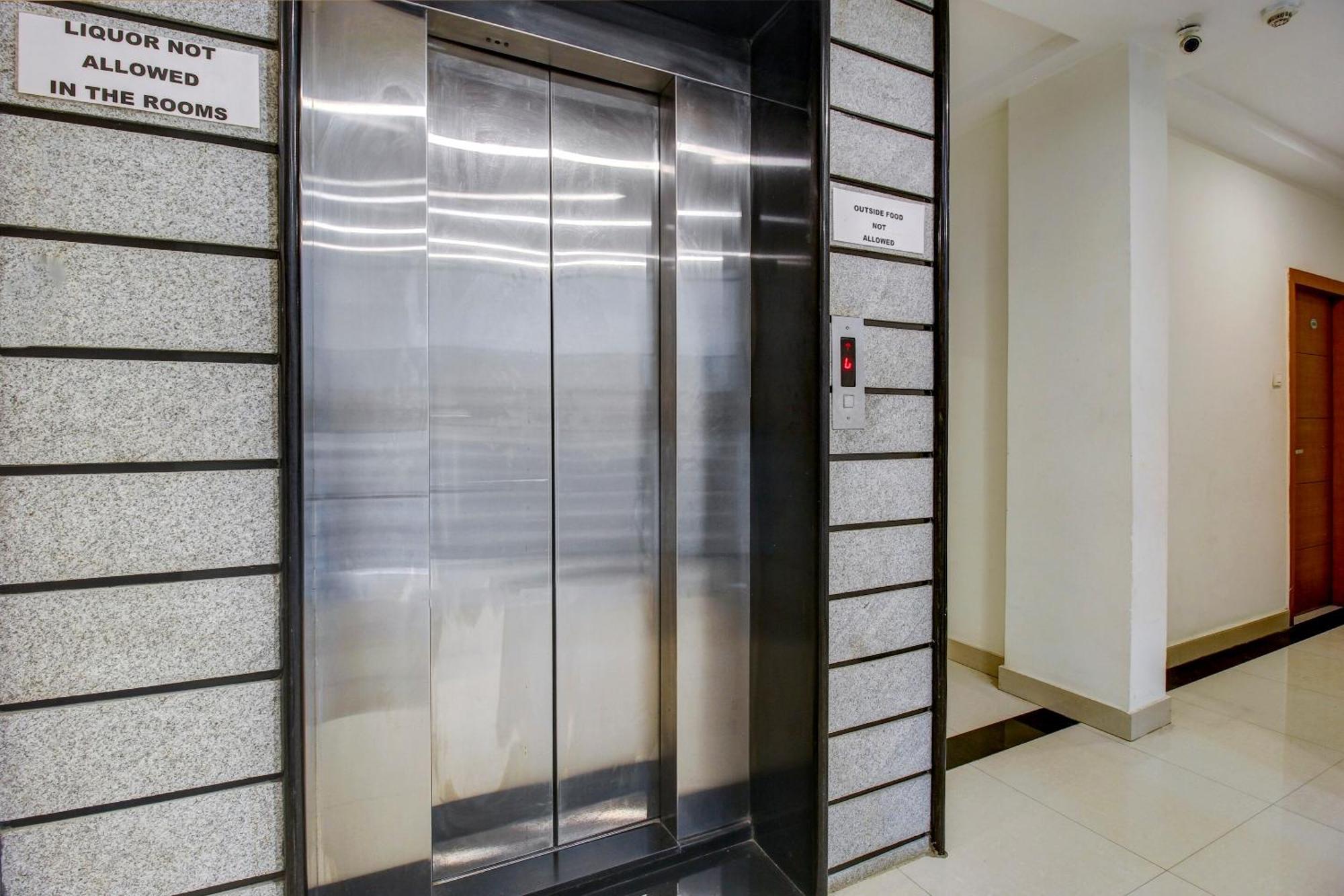 Super Townhouse Oak Lb Nagar Ramoji Hotel Haidarábád Kültér fotó